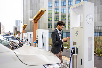 7 Benefits: How Smart Breakers are Making EV Charging More Accessible and Reliable